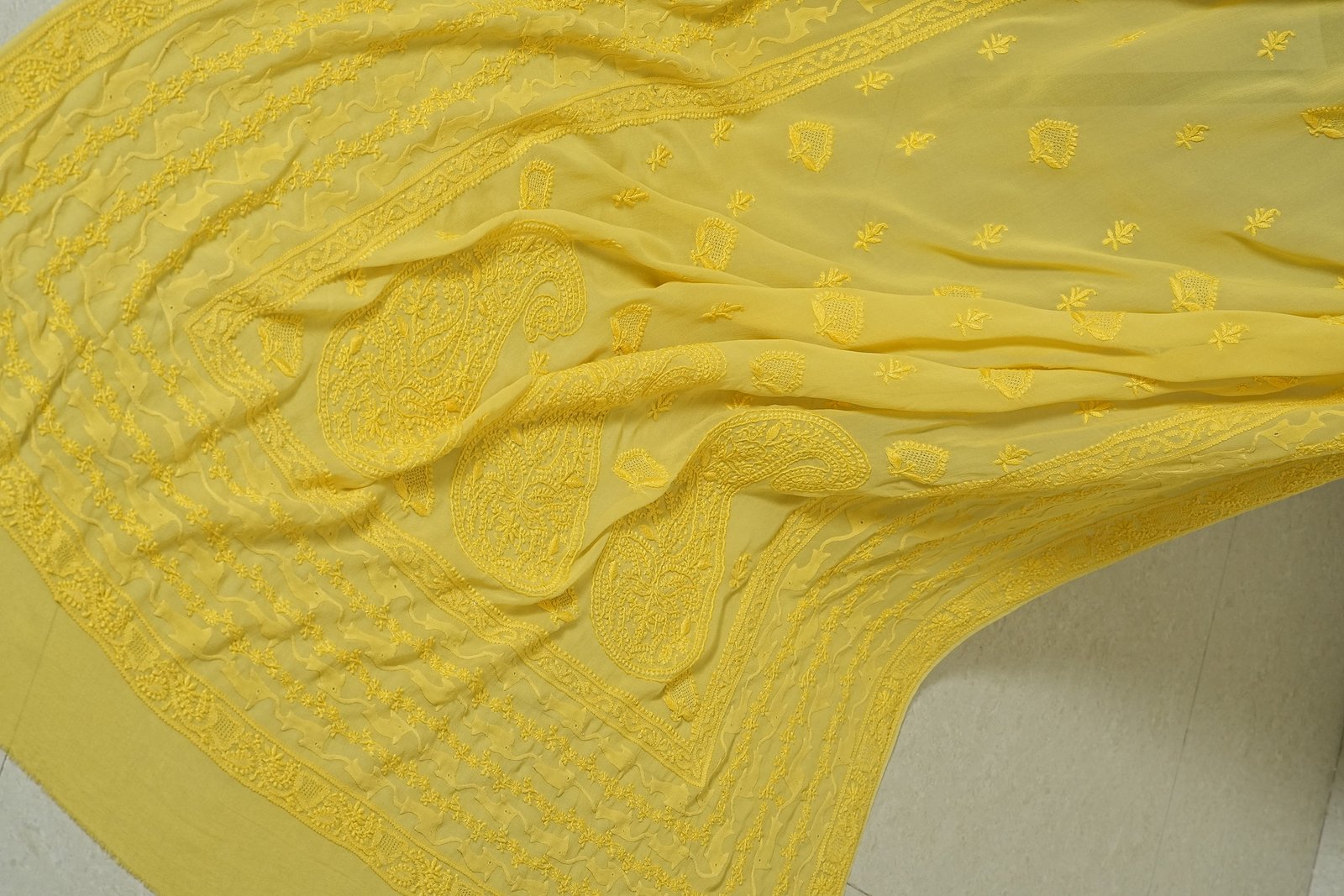 Aanchalkari Chikankari